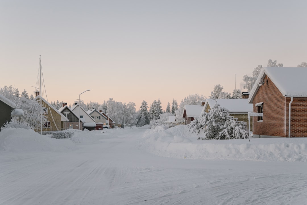 HVAC Blog 6 heat pump operating in snowy Northern New Jersey winter landscape - are heat pumps efficient in cold humid climates